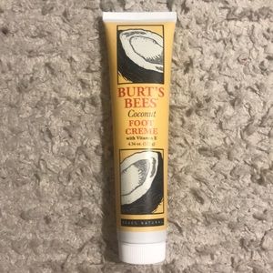 Burt’s Bees Coconut foot creme